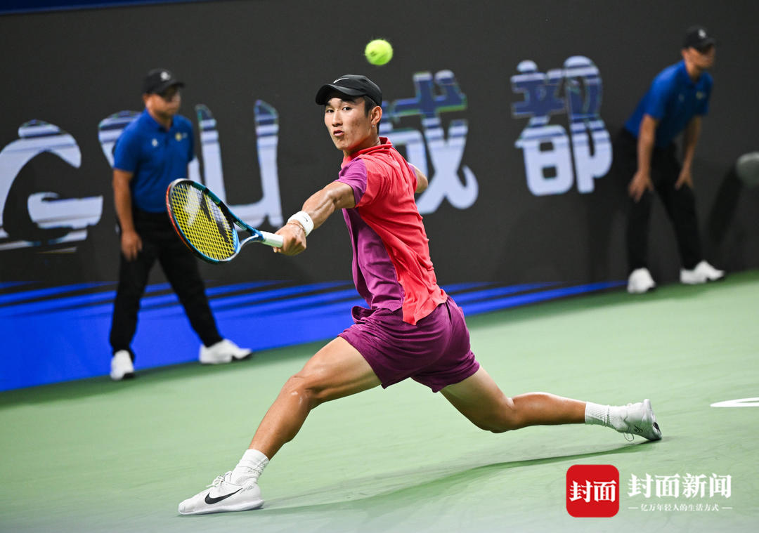 石宇奇在赛 石宇奇在赛